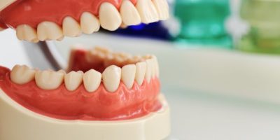 Icon style image for blog: Beyond the Smile: How Your Oral Health Impacts Your Entire Body